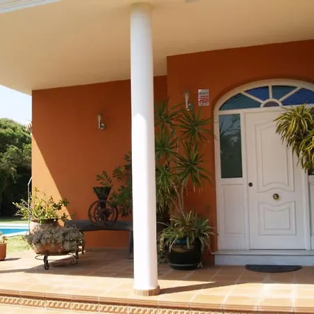 Exclusiva En Roche 200 Metros Al Mar Villa